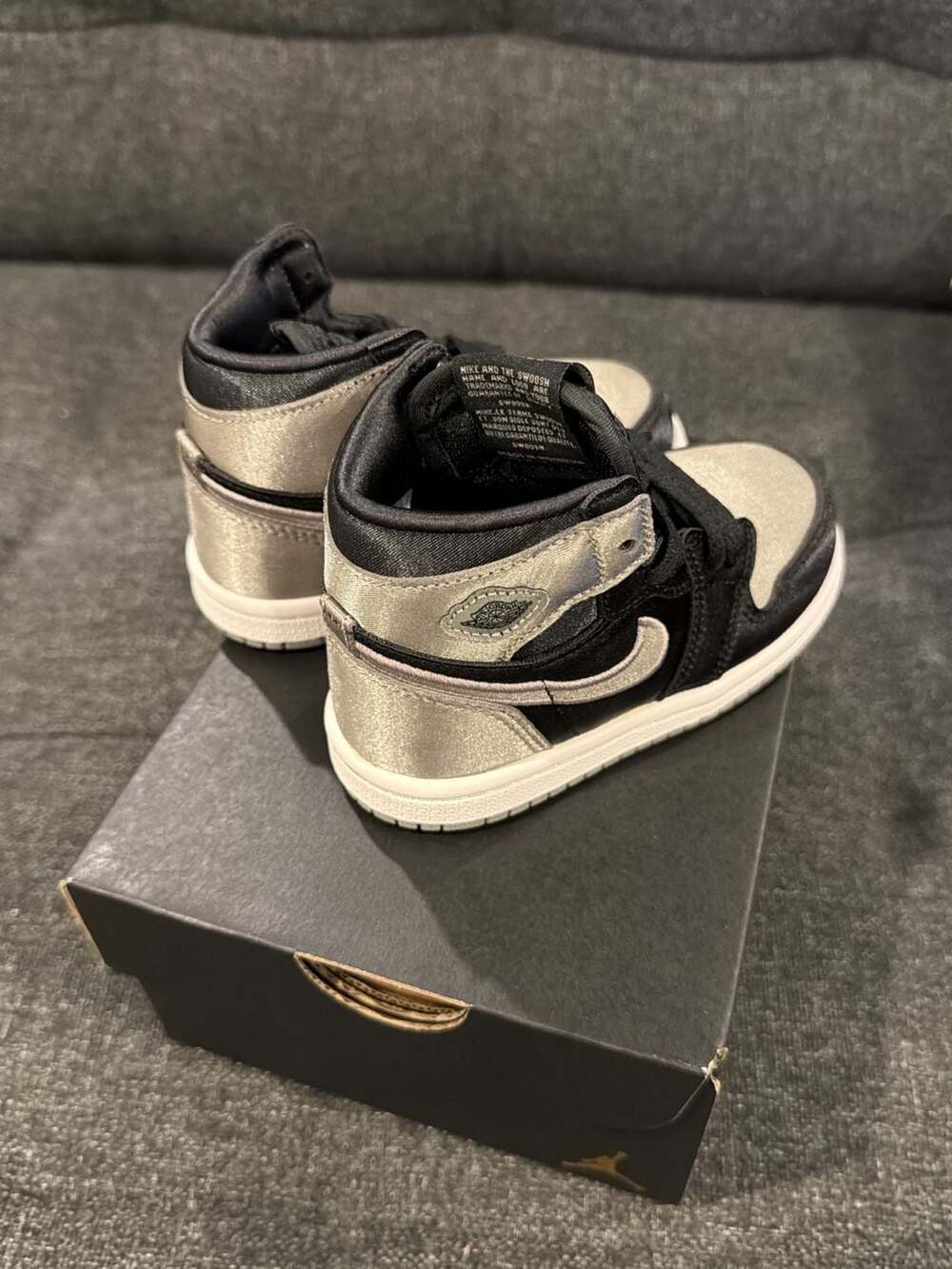 Nike Air Jordan 1 Retro High OG 'Satin Shadow' Toddler Shoes FD5305-010 - 7c - Picture 5 of 9